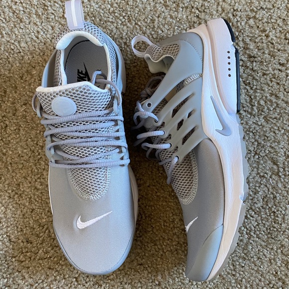 NWB | Nike Air Presto Essential - Picture 2 of 9